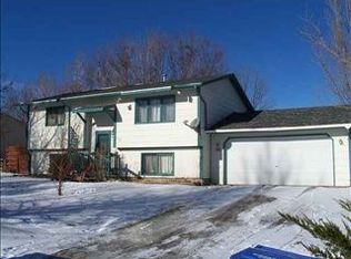 710 Seahawk Dr, Rapid City, SD 57701