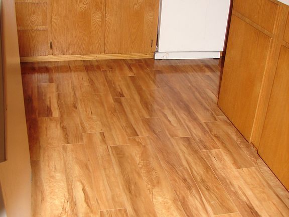 5th image of 905 Sagrada Cir N