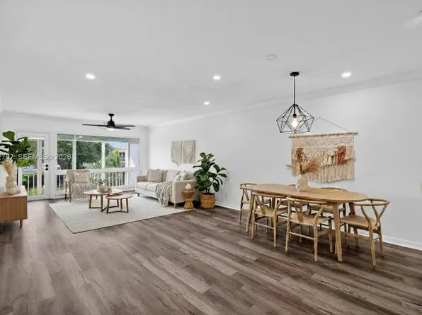 900 SW 12th St APT 305, Fort Lauderdale, FL 33315