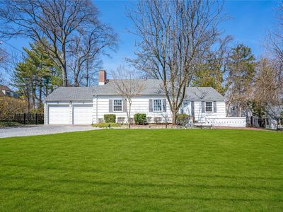 83 Fairview Avenue, Great Neck, NY, 11023
