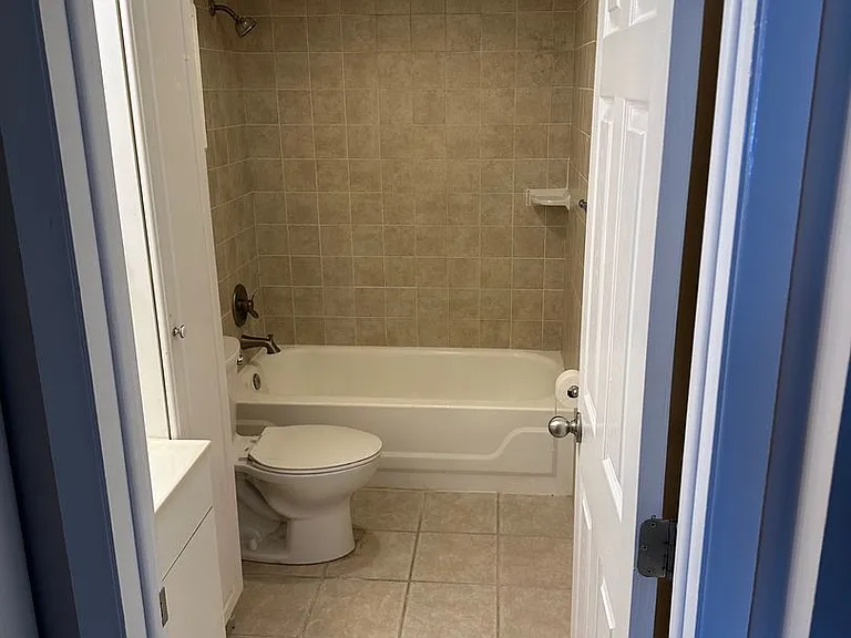 8729 Candlewood Trl — Photo 13