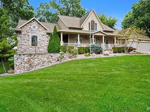 4th image of 20261 Fieldstone Crossing Dr