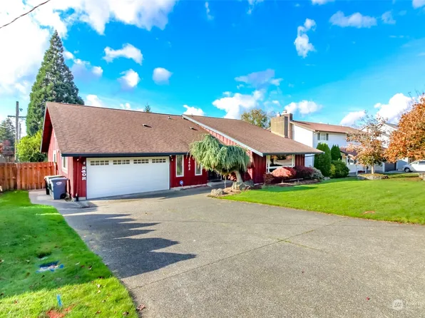 2402 Crystal Springs Road W, Tacoma, WA 98466