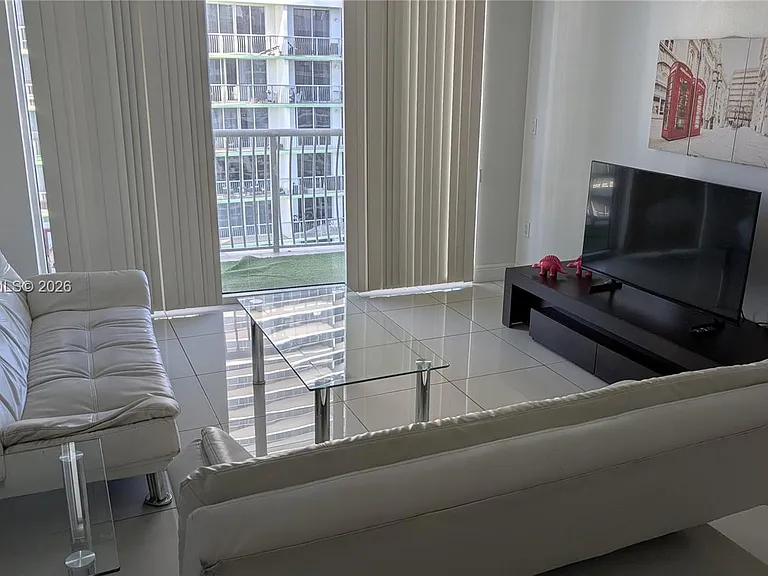 1750 N Bayshore Dr #3605 — Photo 23