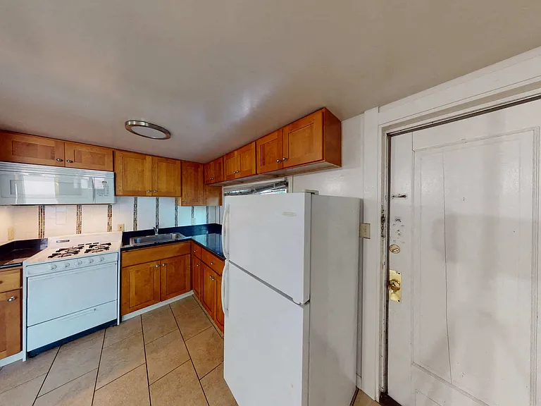 2549-2555 Benvenue Ave — Photo 21