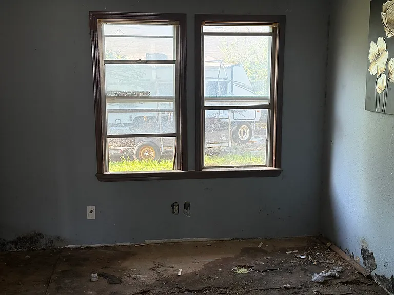310 N Dakota Ave — Photo 5