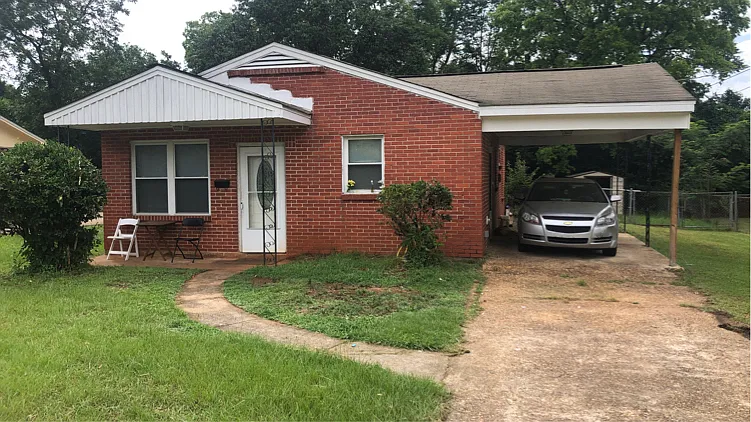 353 Milton Rd — Photo 1