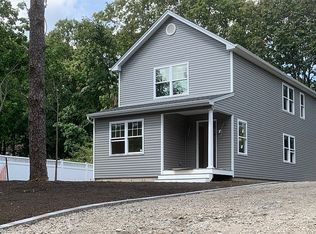 Kirk Ave, Ronkonkoma, NY 11779