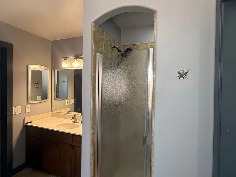 3374 Roma Rd — Photo 12