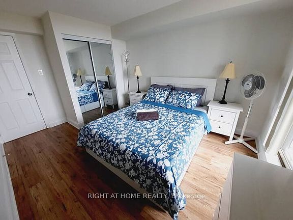 5th image of 330 Rathburn Rd W #1010