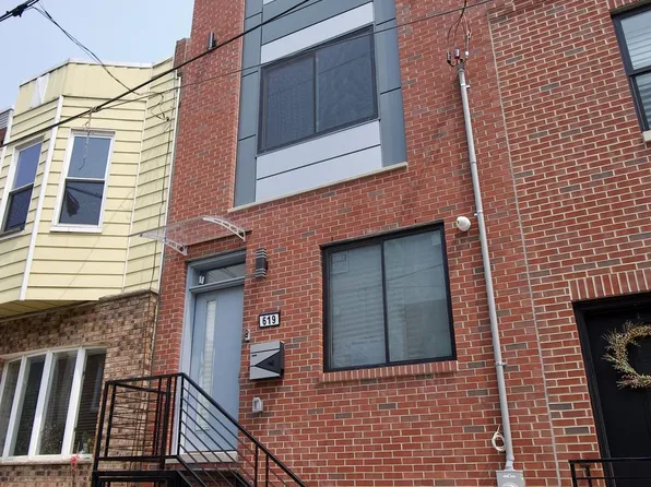 619 Hoffman St, Philadelphia, PA 19148