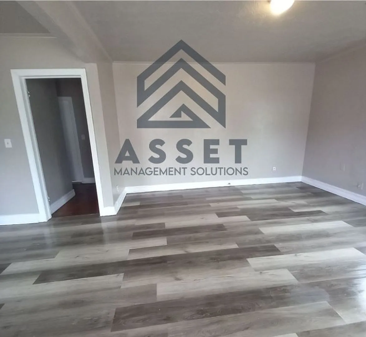 Cute 2 Bedroom Home Available for Lease & Rent to Own! — Photo 4