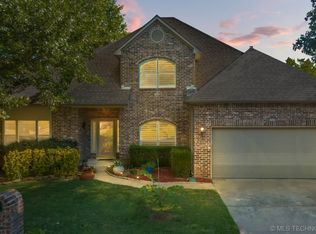 5943 E 76th Pl, Tulsa, OK 74136