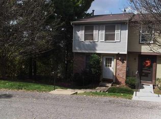 2 Shadow Dr, Pittsburgh, PA 15227