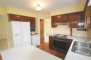 6496 Calkins Rd — Photo 7