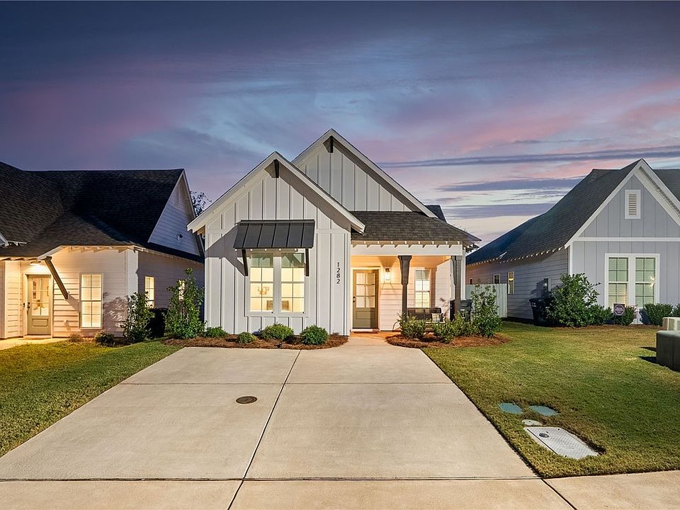1st image of 1282 Woodland Cir