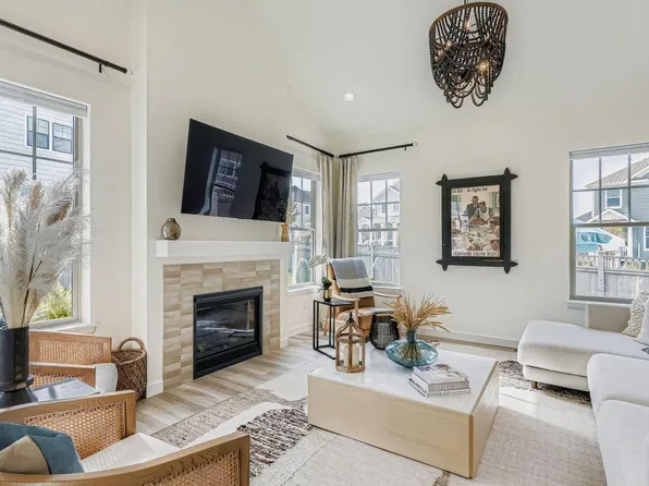 1792 Willow Dr, Erie, CO 80516