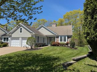 28 Newbury Dr, Westerly, RI 02891