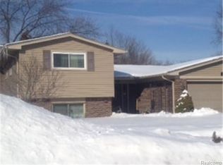 43650 Lancaster Ct, Canton, MI 48187