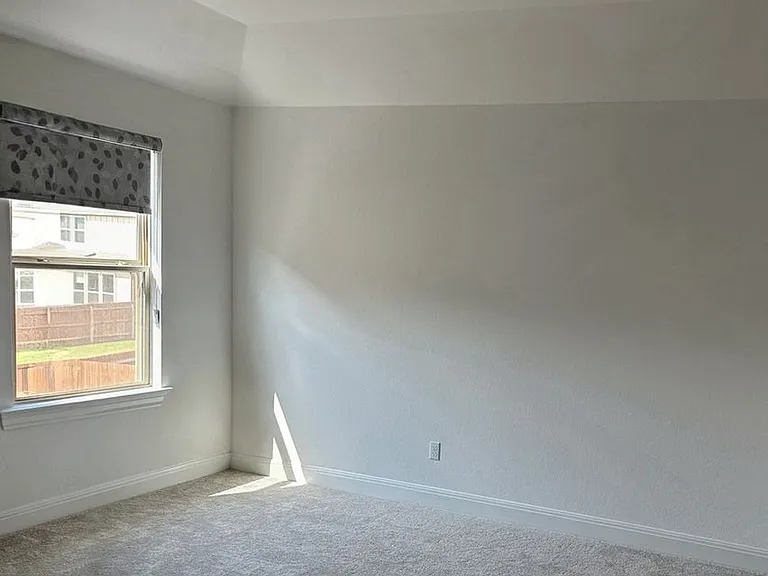 240 Canyoncrest Way — Photo 28