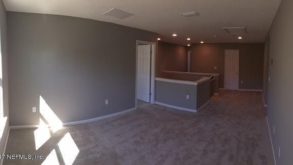 3rd image of 15881 Hutton Ln