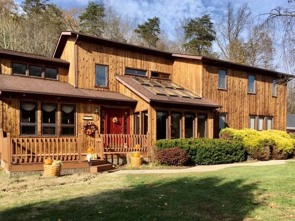1st image of 2031 County Road 18