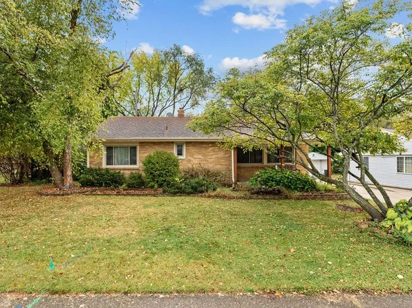 3619 Crosby St, Rockford, IL 61107