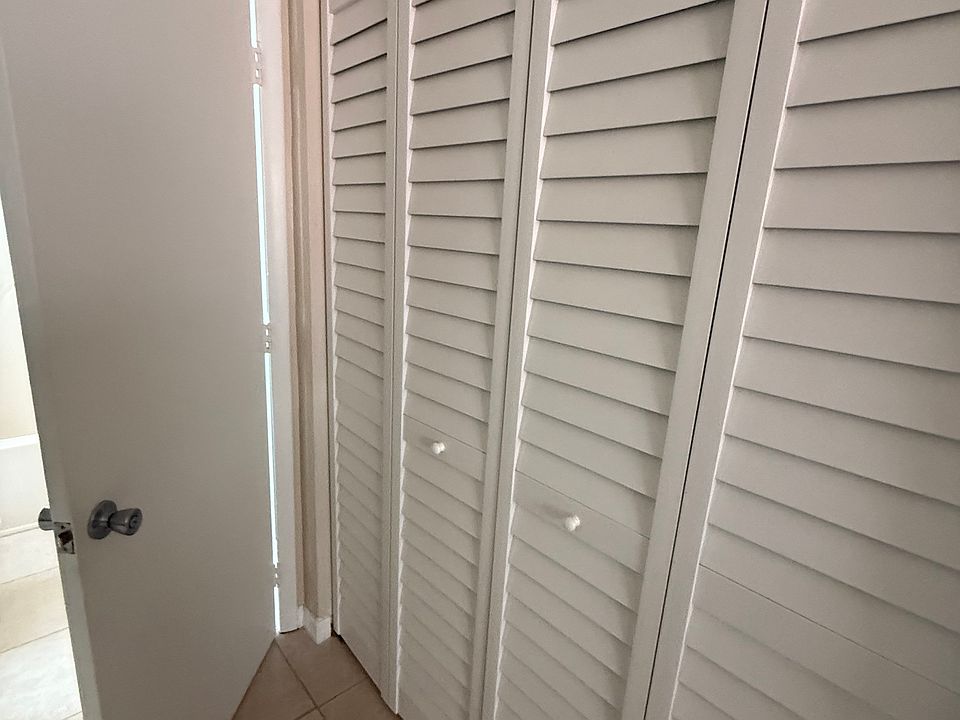 1st image of 3017 Broadway #28
