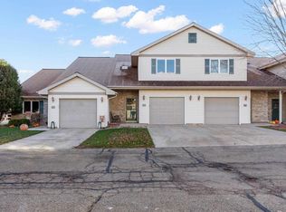 388 Alpine Meadow Cir, Oregon, WI 53575