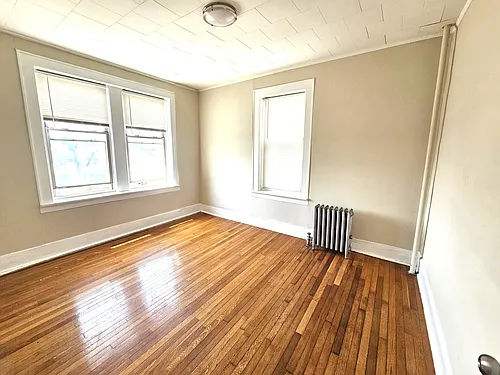 388 Bloomfield Ave Photo 1