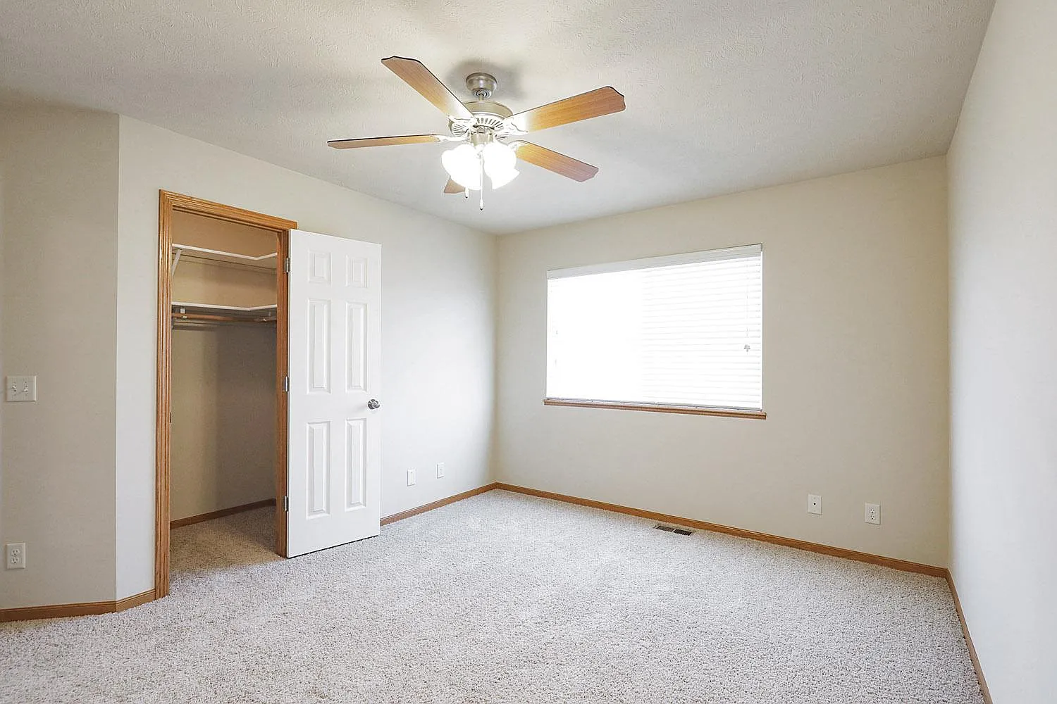 23150 Caper St — Photo 4