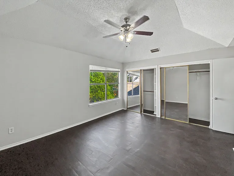 2202 Prairie Creek Trl — Photo 21