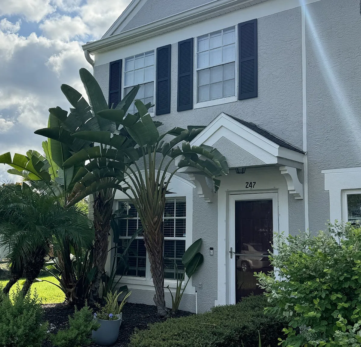 2 bed, 1.5 bath, 1105 sqft, $2,550 — Photo 1