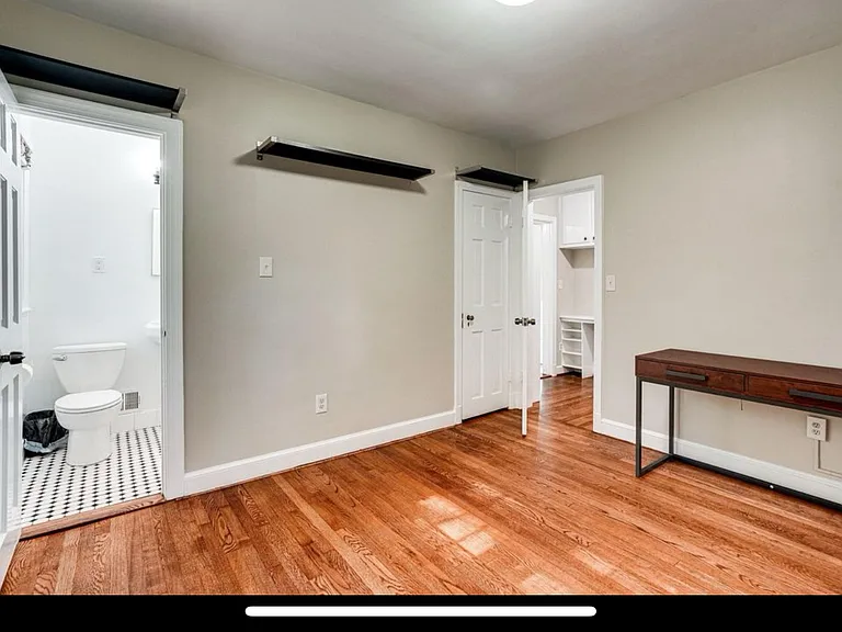 4704 Broad Brook Dr — Photo 4