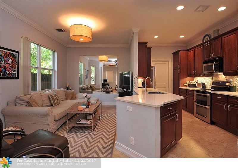 Kitchen/Living Room