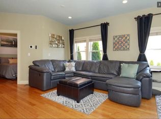 382 E 8th St #1, Boston, MA 02127