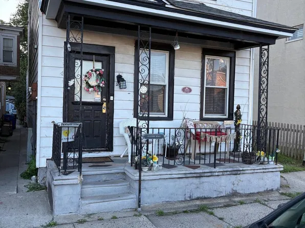 225 Stacy St, Burlington, NJ 08016
