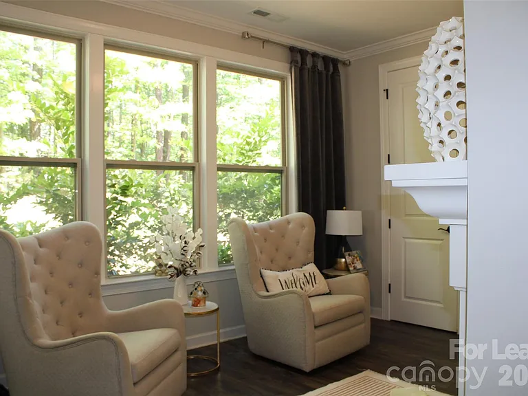 4181 Palm Dr — Photo 10