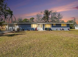 307 Campus Dr, Ruskin, FL 33570