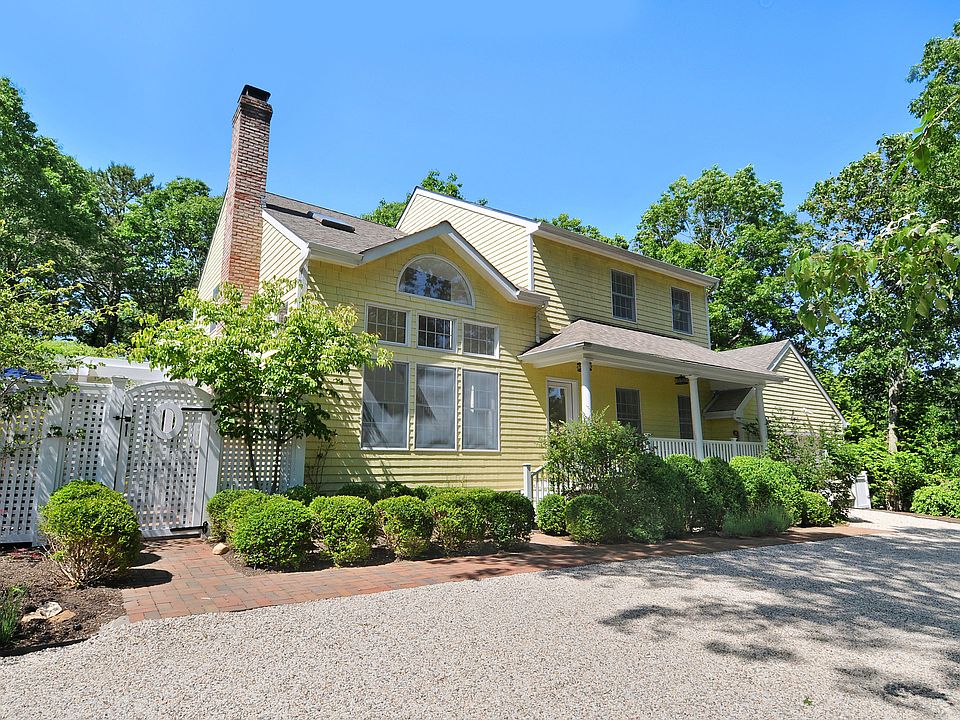 1st image of 15 Mulford Ave