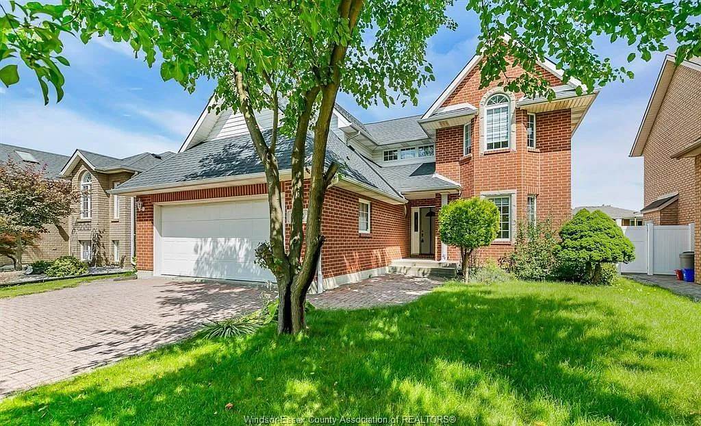 4 bed, 3.5 bath, $3,000 — Photo 3
