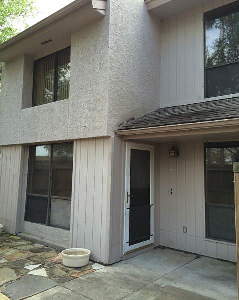 1st image of 4421 Gaines St APT 13