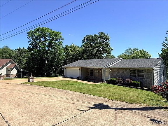 3rd image of 2131 Inman Rd