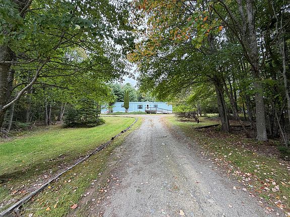 3rd image of 15 Buck Drive