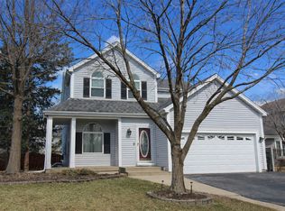 648 Thunderbird Trl, Carol Stream, IL 60188