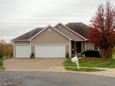2808 Meadow Ridge Dr, Saint Joseph, MO, 64504