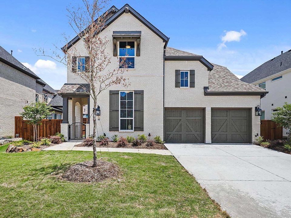 1st image of 680 Edgewood Ln