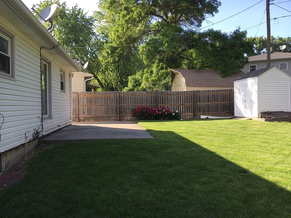 2nd image of 2408 W Madison Ave