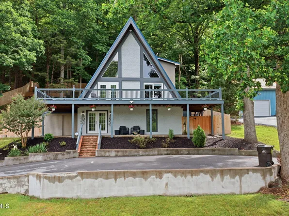 440 Lakeshore Rd, Bluff City, TN 37618