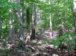 Maple Ln, Cresco, PA 18326